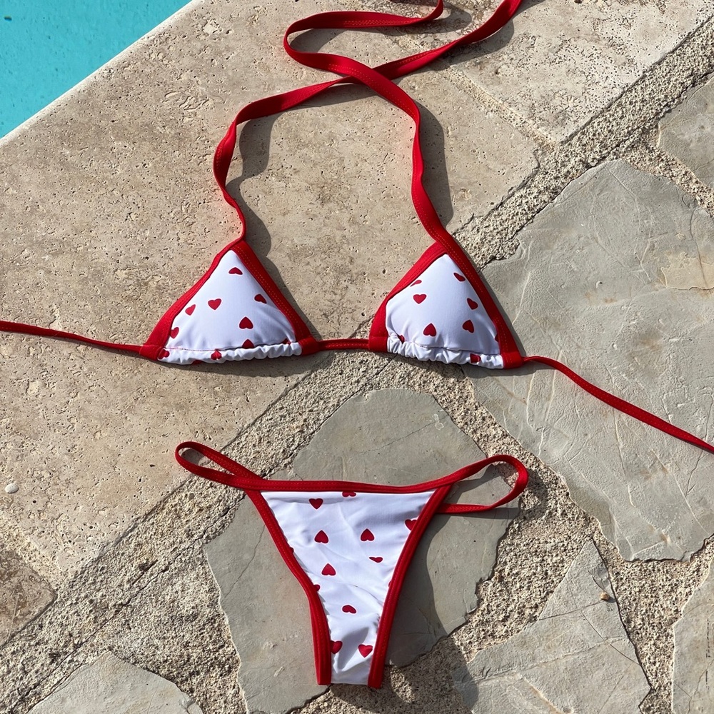 Heart Bikini Set (NWOT)